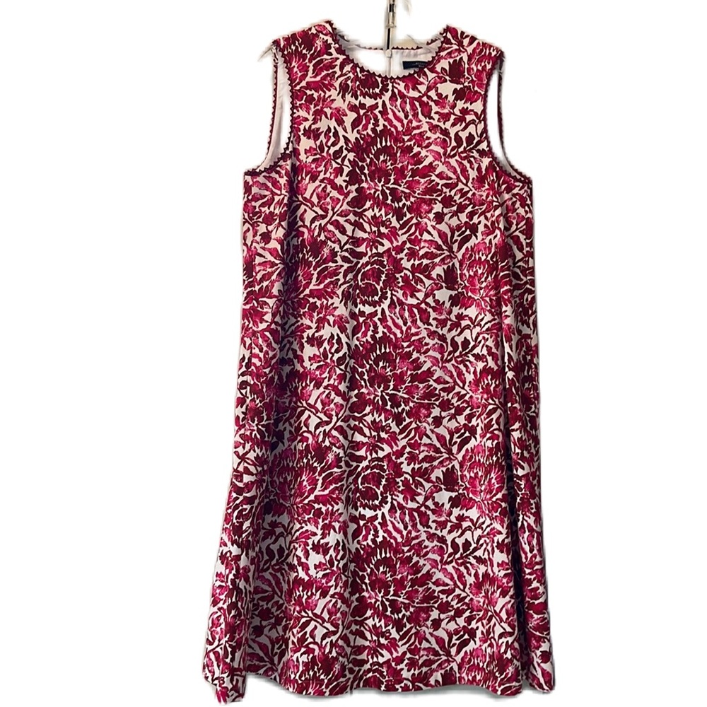 Max Mara,Weekend, A-Line, floral,ric rac edged arm holes, pockets,back zip, NWOT